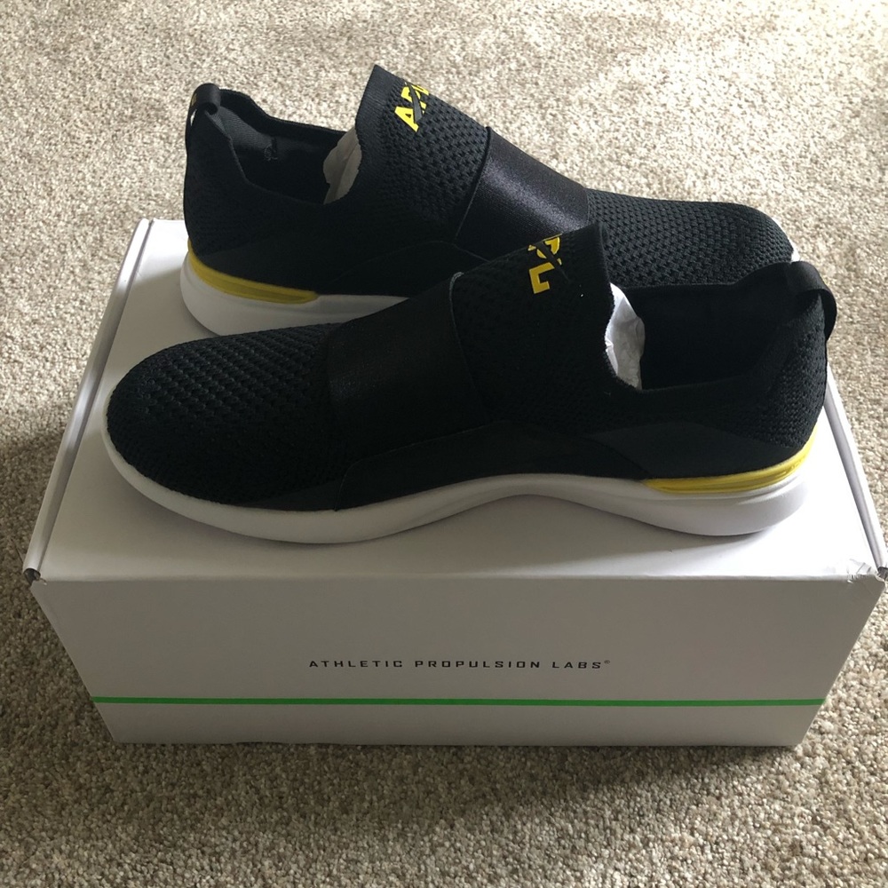 APL sneakers, NW, comes with box !